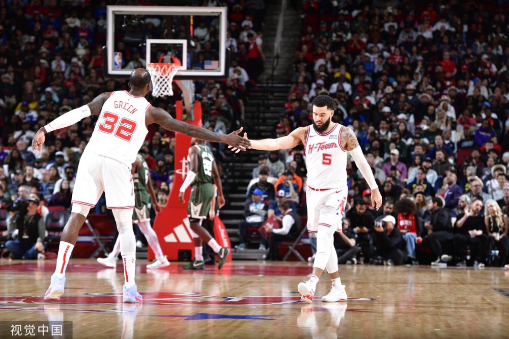 他既能在中 他既能在中