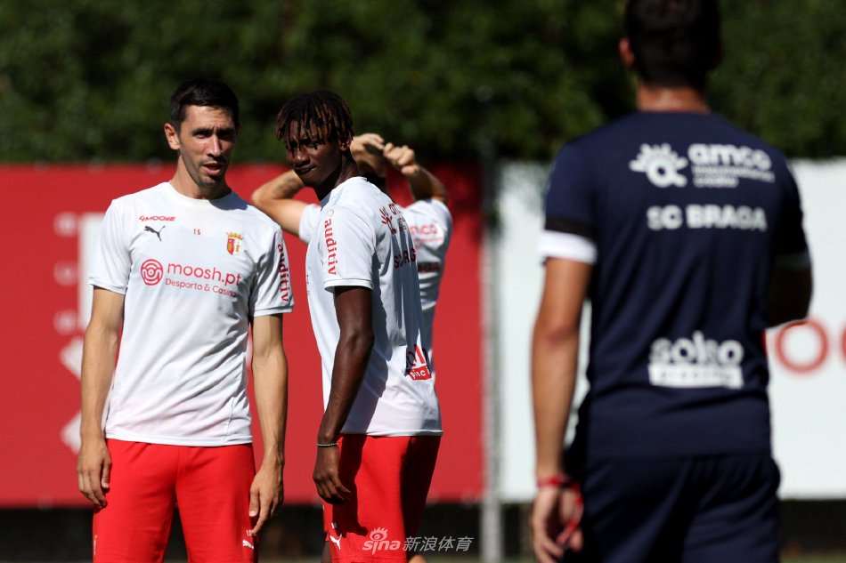 重点强调了 重点强调了