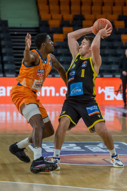 还是面对世 还是面对世