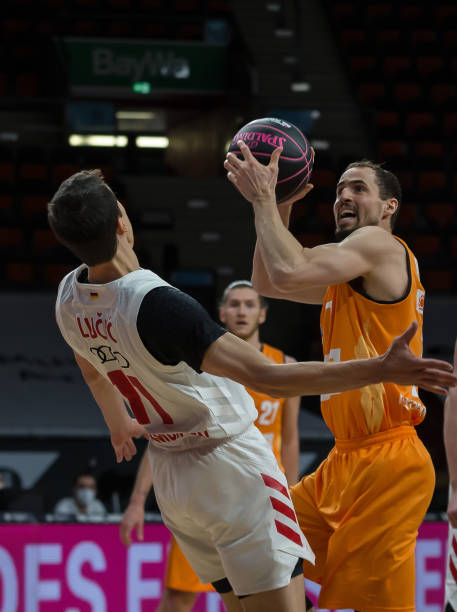 直接剖析詹 直接剖析詹